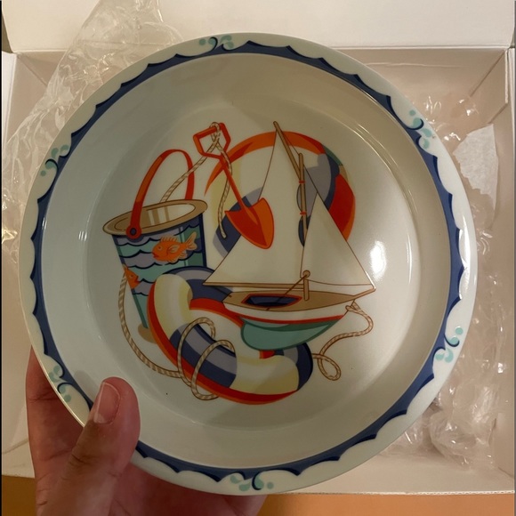 π Tiffany Seashore China Set - Picture 7 of 11